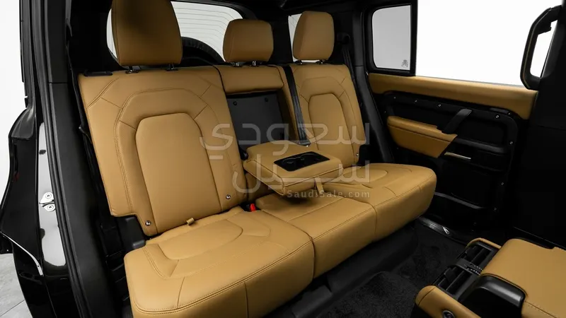 2026 لاند روفر ديفيندر اكس داينمك