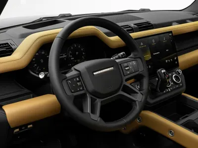 2026 لاند روفر ديفيندر اكس داينمك