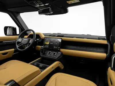 2026 لاند روفر ديفيندر اكس داينمك