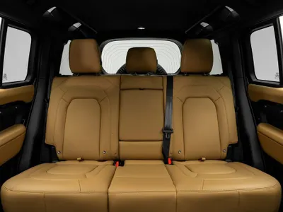 2026 لاند روفر ديفيندر اكس داينمك