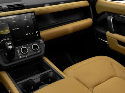 2026 لاند روفر ديفيندر اكس داينمك