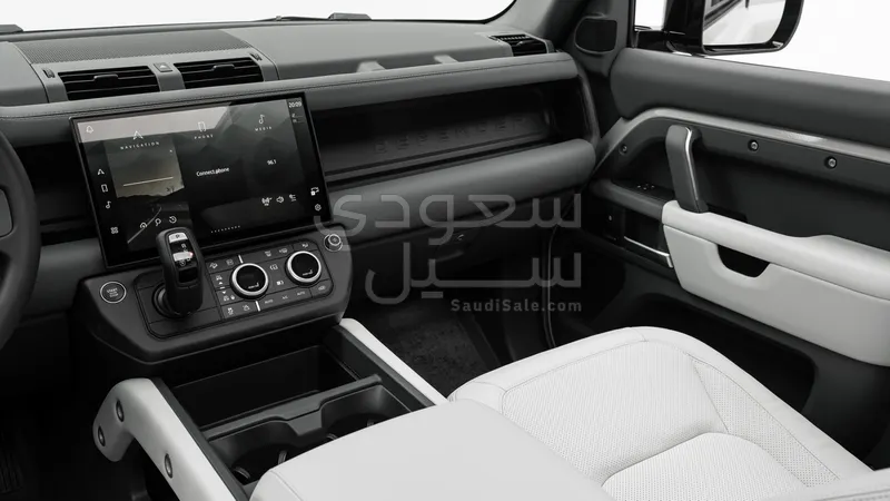 2026 لاند روفر ديفيندر اكس داينمك