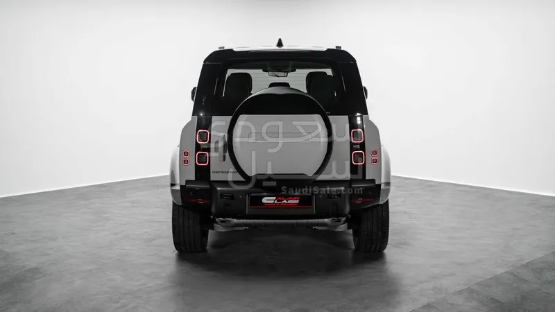 2026 لاند روفر ديفيندر اكس داينمك