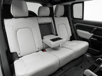 2026 لاند روفر ديفيندر اكس داينمك