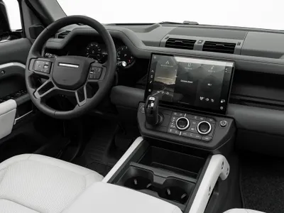 2026 لاند روفر ديفيندر اكس داينمك