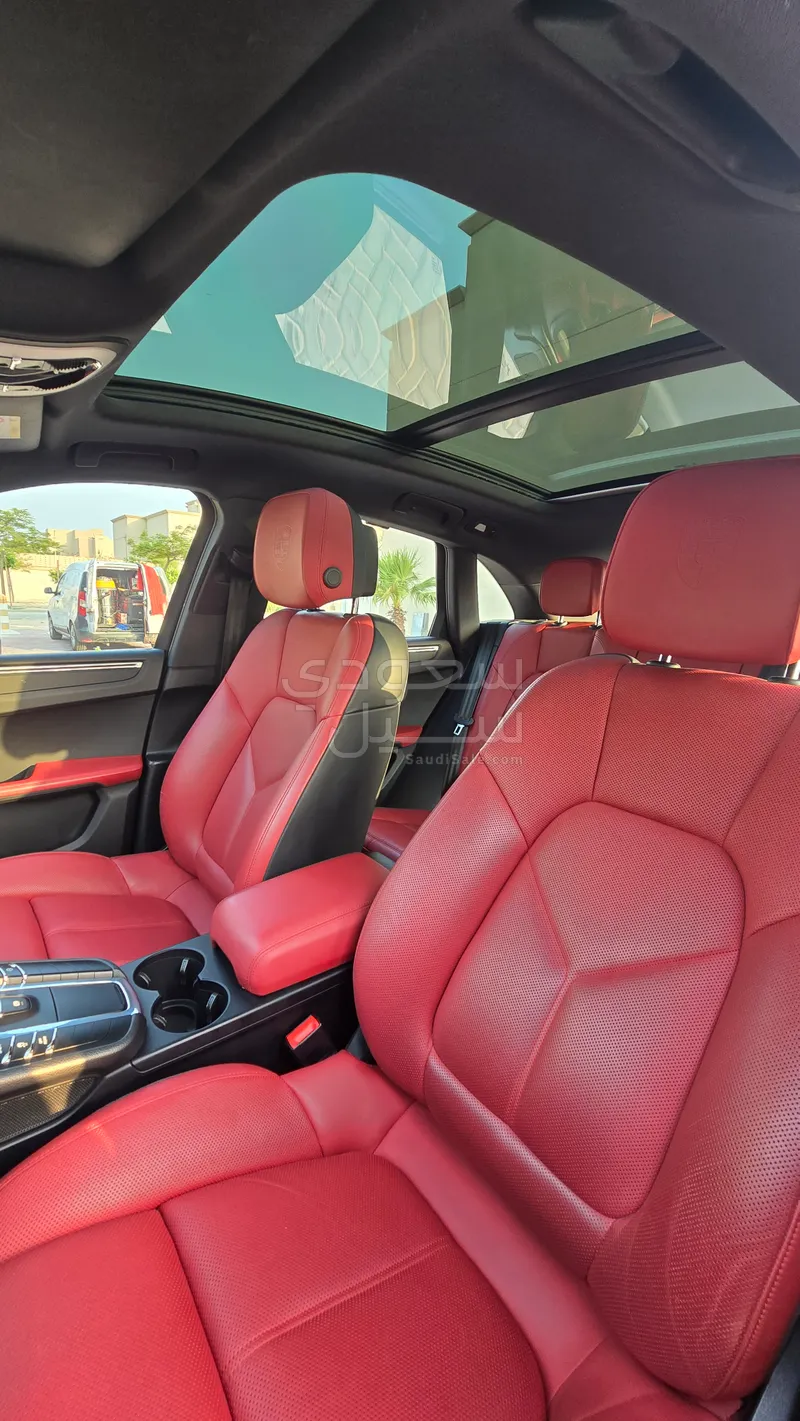 2019 بورش ماكان