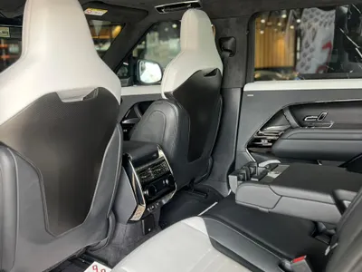 2024 لاند روفر رينج روفر سبورت اس في