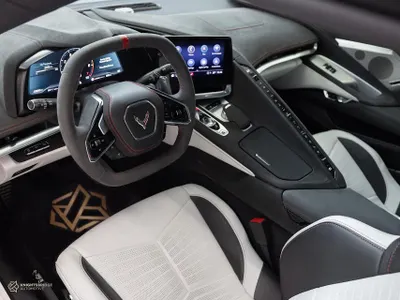 2023 شفروليه كورفيت سي 8