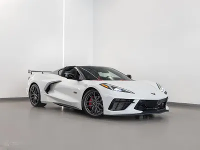 2023 شفروليه كورفيت سي 8