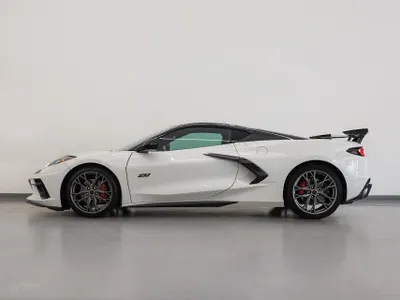 2023 شفروليه كورفيت سي 8