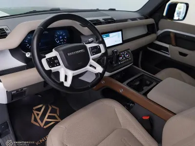 2022 لاند روفر ديفيندر 90