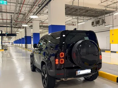 2022 لاند روفر ديفيندر 90