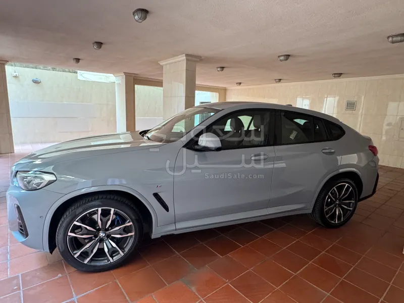 2022 بي ام دبليو الفئة اكس 4 ام كت