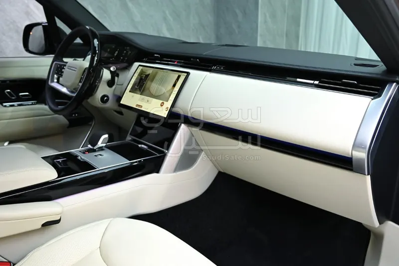 2025 لاند روفر رينج روفر فوج اوتوبيوغرافي