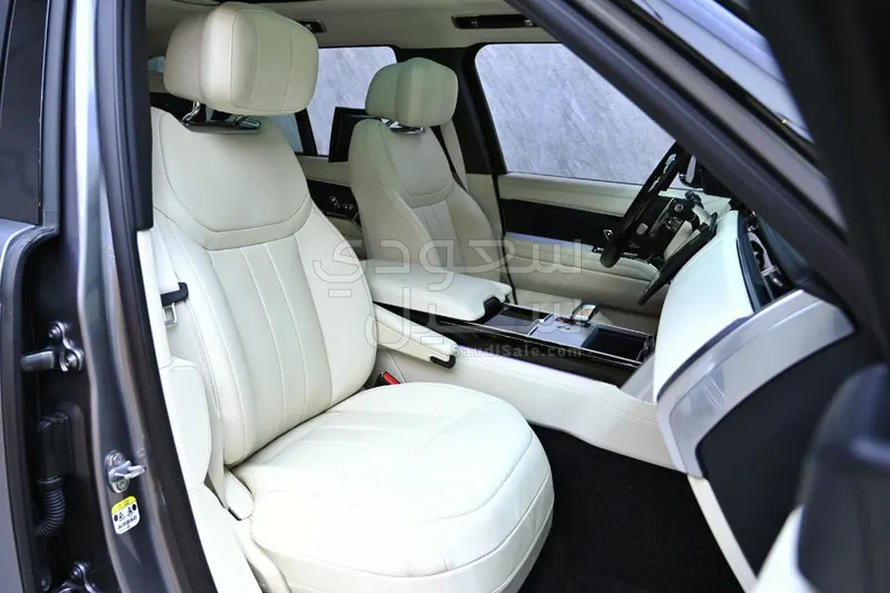 2025 لاند روفر رينج روفر فوج اوتوبيوغرافي