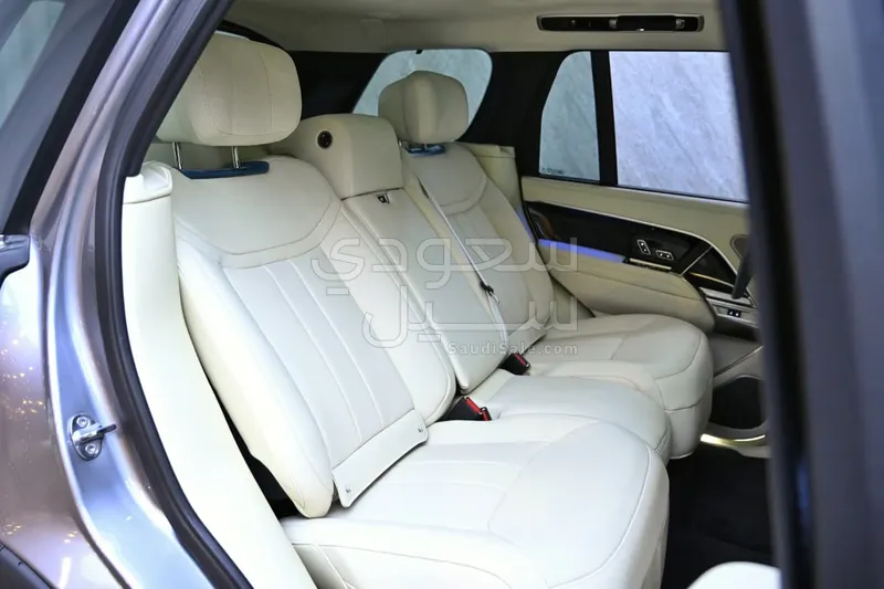 2025 لاند روفر رينج روفر فوج اوتوبيوغرافي