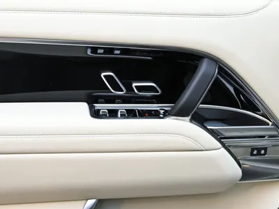 2025 لاند روفر رينج روفر فوج اوتوبيوغرافي