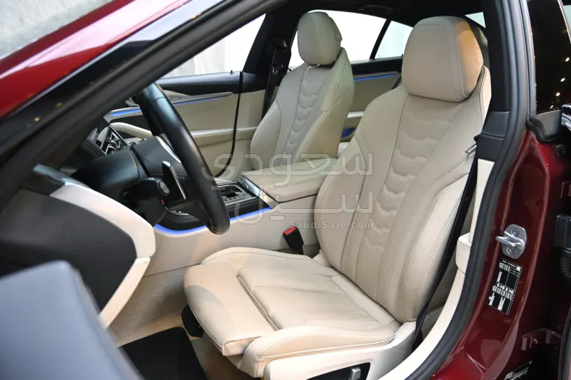 2023 بي ام دبليو الفئة الثامنة 840 أي إم