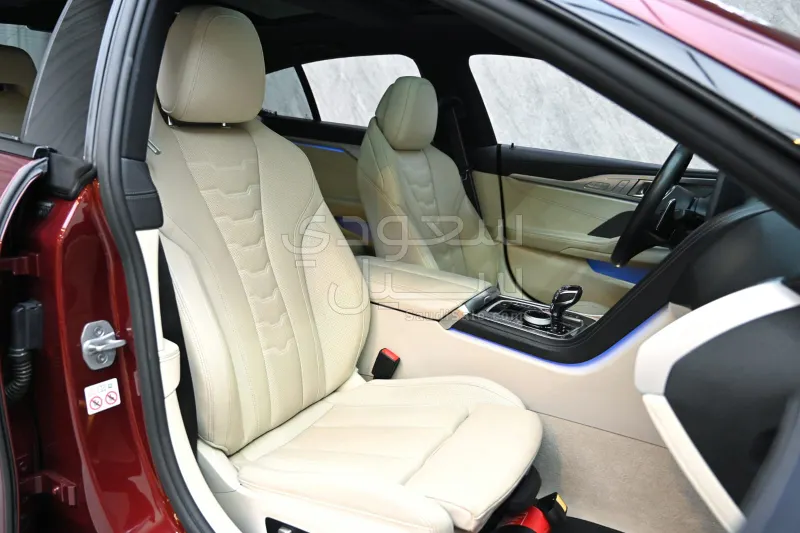 2023 بي ام دبليو الفئة الثامنة 840 أي إم