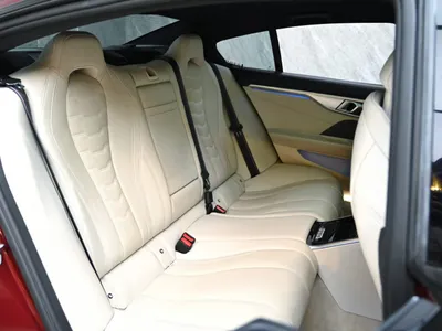 2023 بي ام دبليو الفئة الثامنة 840 أي إم