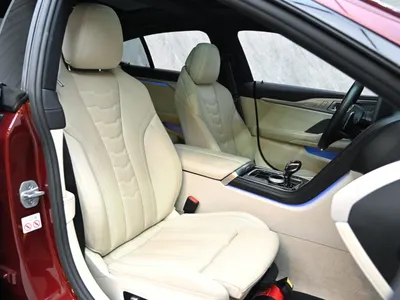 2023 بي ام دبليو الفئة الثامنة 840 أي إم