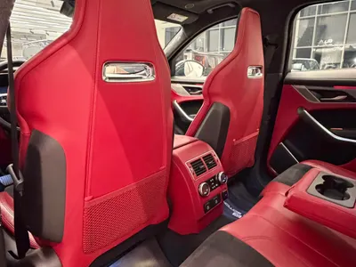 2021 جاكوار اف-بيس اس في ار