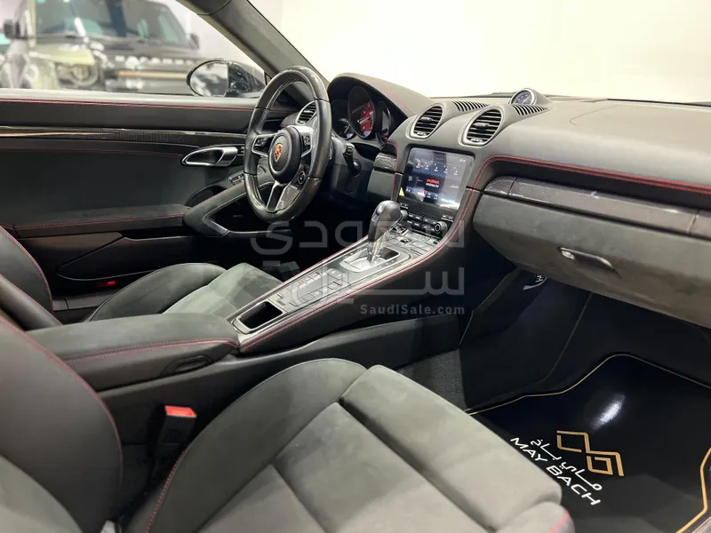 2024 Porsche Cayman GTS