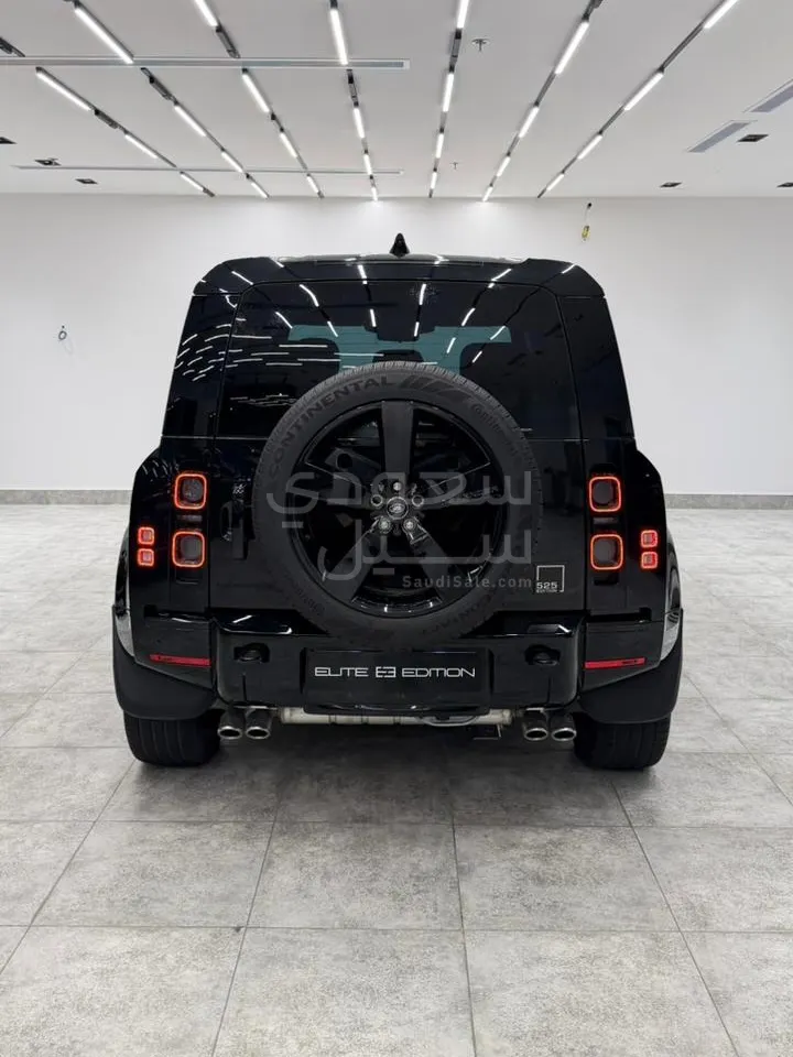 2025 لاند روفر ديفيندر 110