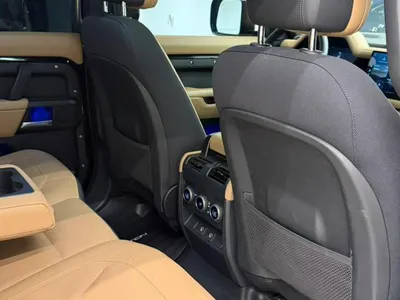 2025 لاند روفر ديفيندر 110