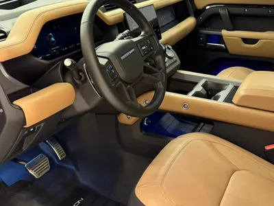 2025 لاند روفر ديفيندر 110