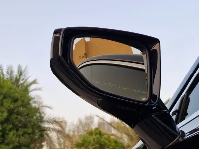 2022 لكزس إي إس 250