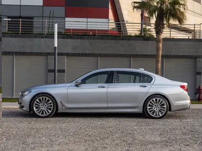 2018 بي ام دبليو الفئة السابعة 730 إل أي