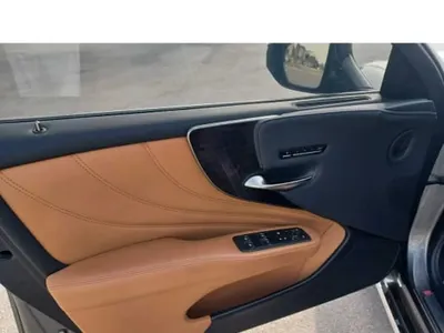 2022 لكزس إل إس 500