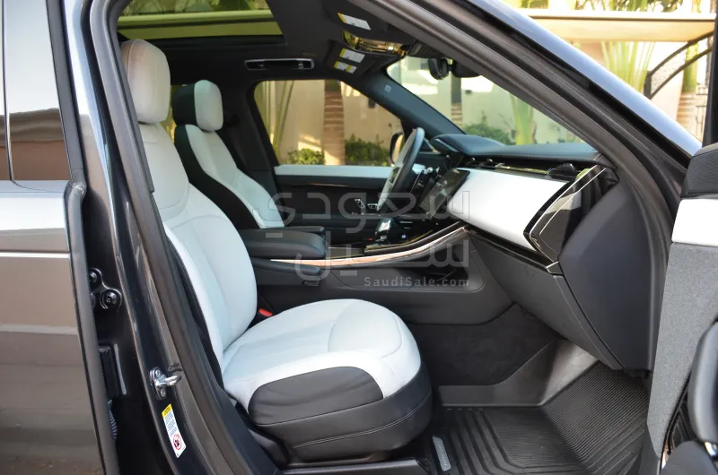 2024 Land Rover Range Rover Sport HSE