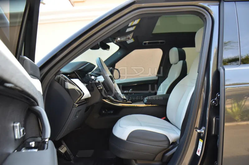 2024 Land Rover Range Rover Sport HSE