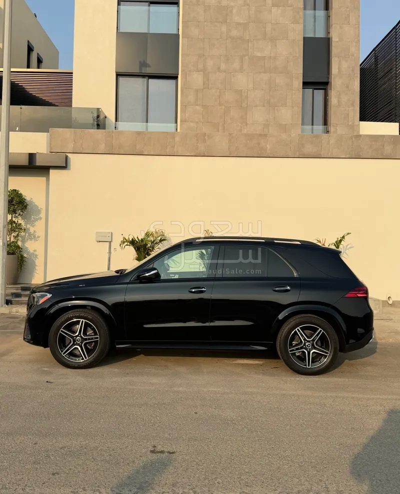 2025 مرسيدس - بنز جي إل إي 350