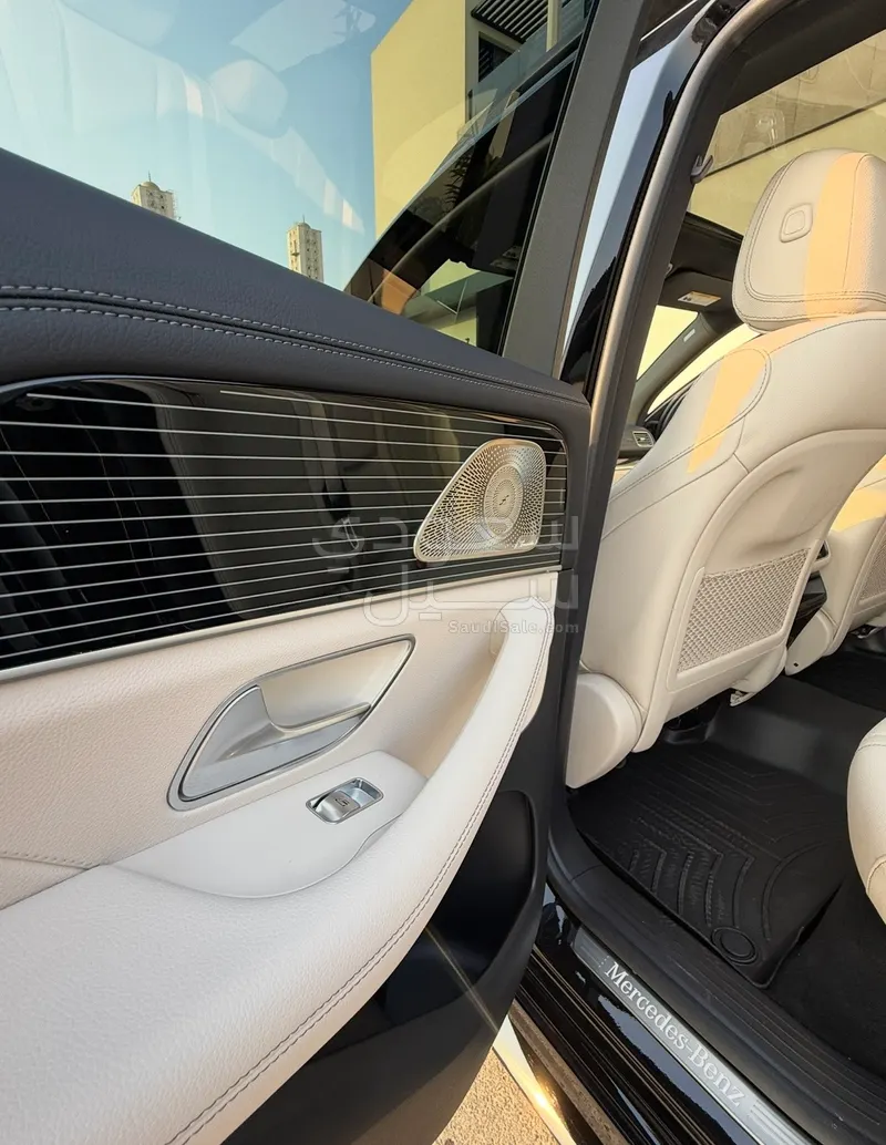 2025 مرسيدس - بنز جي إل إي 350