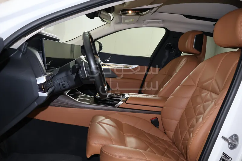 2023 بي ام دبليو الفئة السابعة 740أي