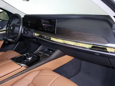 2023 بي ام دبليو الفئة السابعة 740أي