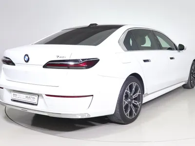 2023 بي ام دبليو الفئة السابعة 740أي