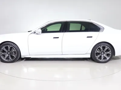 2023 بي ام دبليو الفئة السابعة 740أي