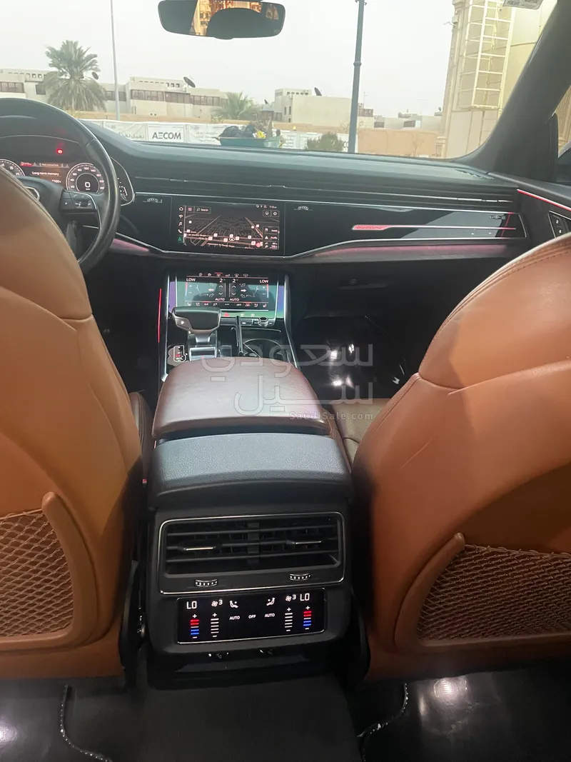 2019 Audi Q8 S Line