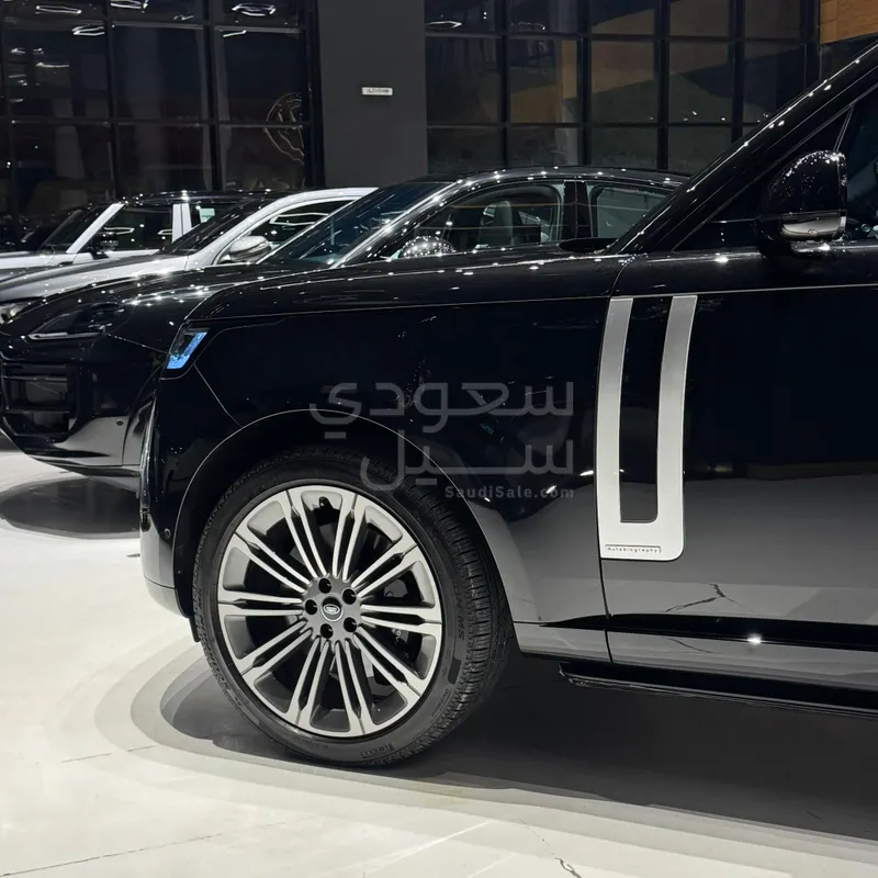 2025 لاند روفر رينج روفر اوتوبيوغرافي