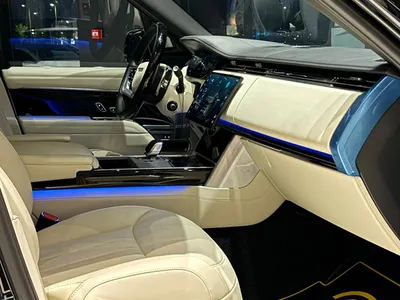 2025 لاند روفر رينج روفر اوتوبيوغرافي