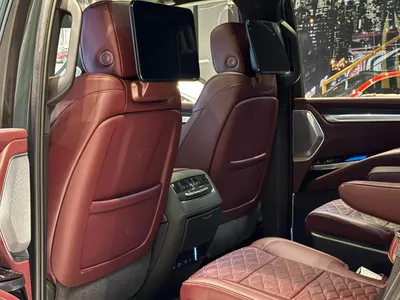 2025 كاديلاك اسكاليد بلاتينيوم