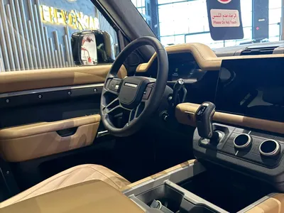 2025 لاند روفر ديفيندر اتش اس اي