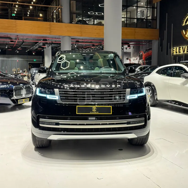 2025 Land Rover Range Rover HSE