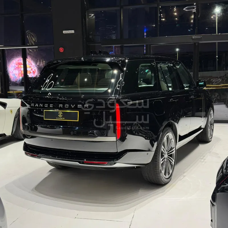 2025 Land Rover Range Rover HSE