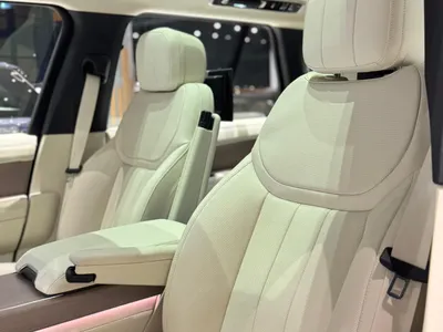 2025 Land Rover Range Rover HSE