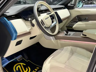 2025 Land Rover Range Rover HSE